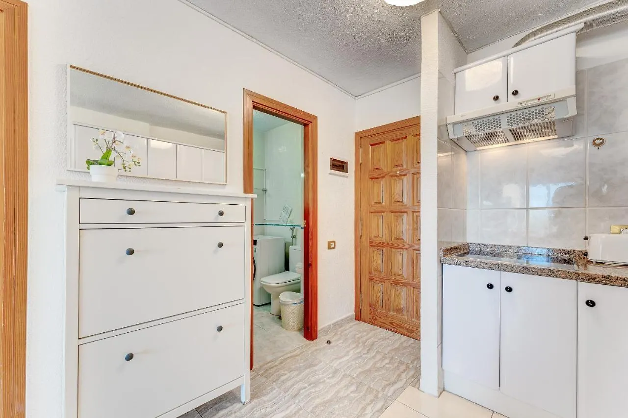 Torres Del Sol Beach Front Apartment Ph06 Los Cristianos  0*, Los Cristianos (Tenerife) Spain